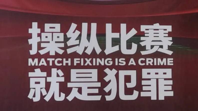 丝袜秘书在办公室被躁bd电影