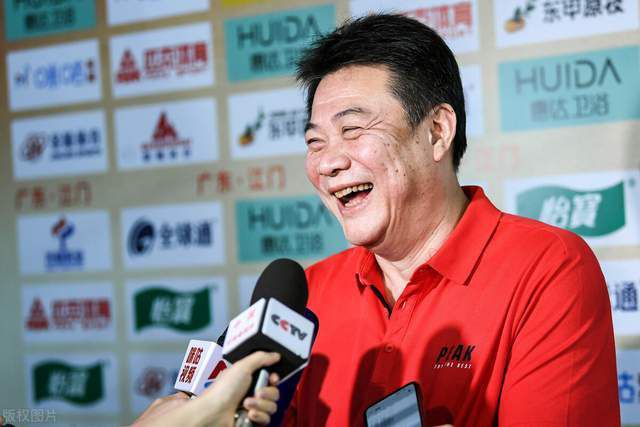 成人午夜在线视频