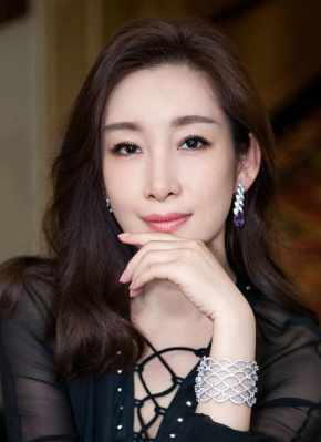 邻居家的小伙子